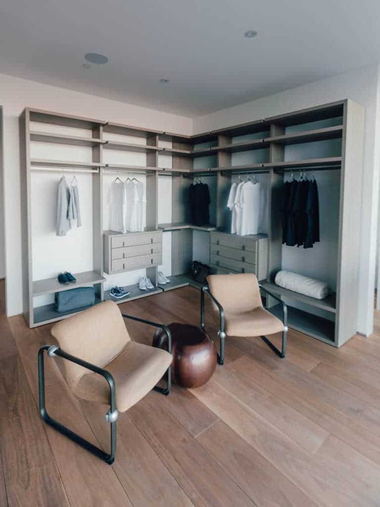 Example of an organized closet.