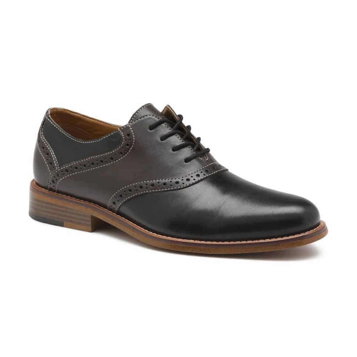 Black leather saddle Oxford shoe.