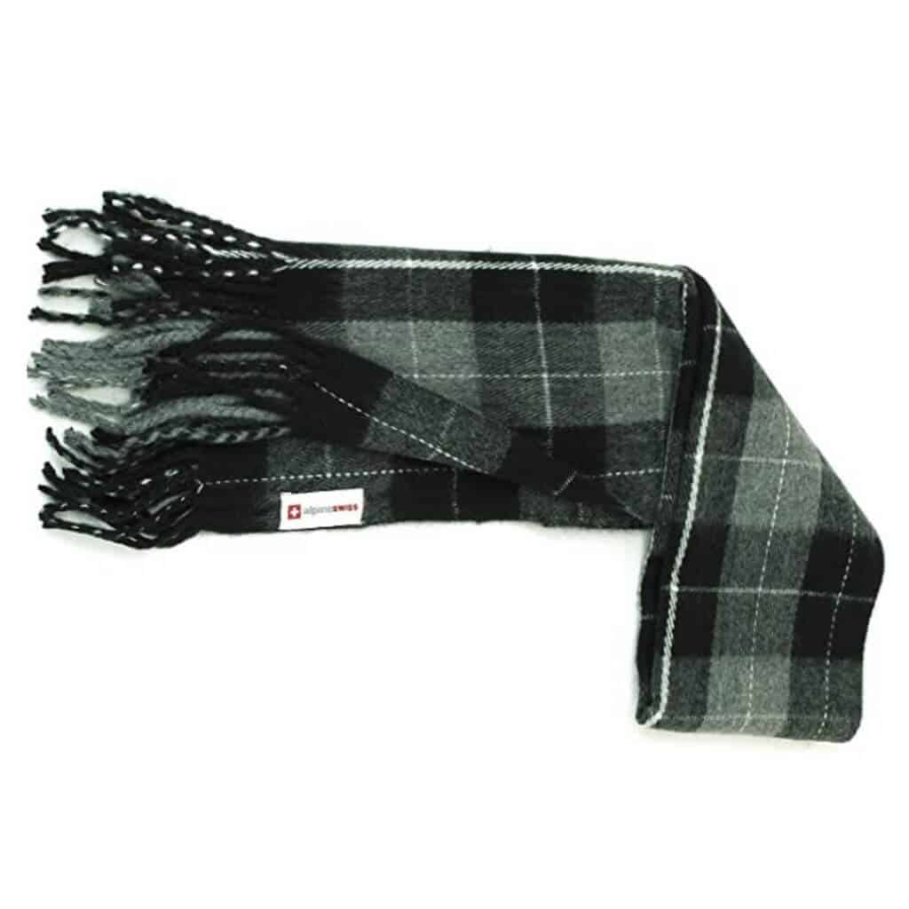 Grey plaid scarf.