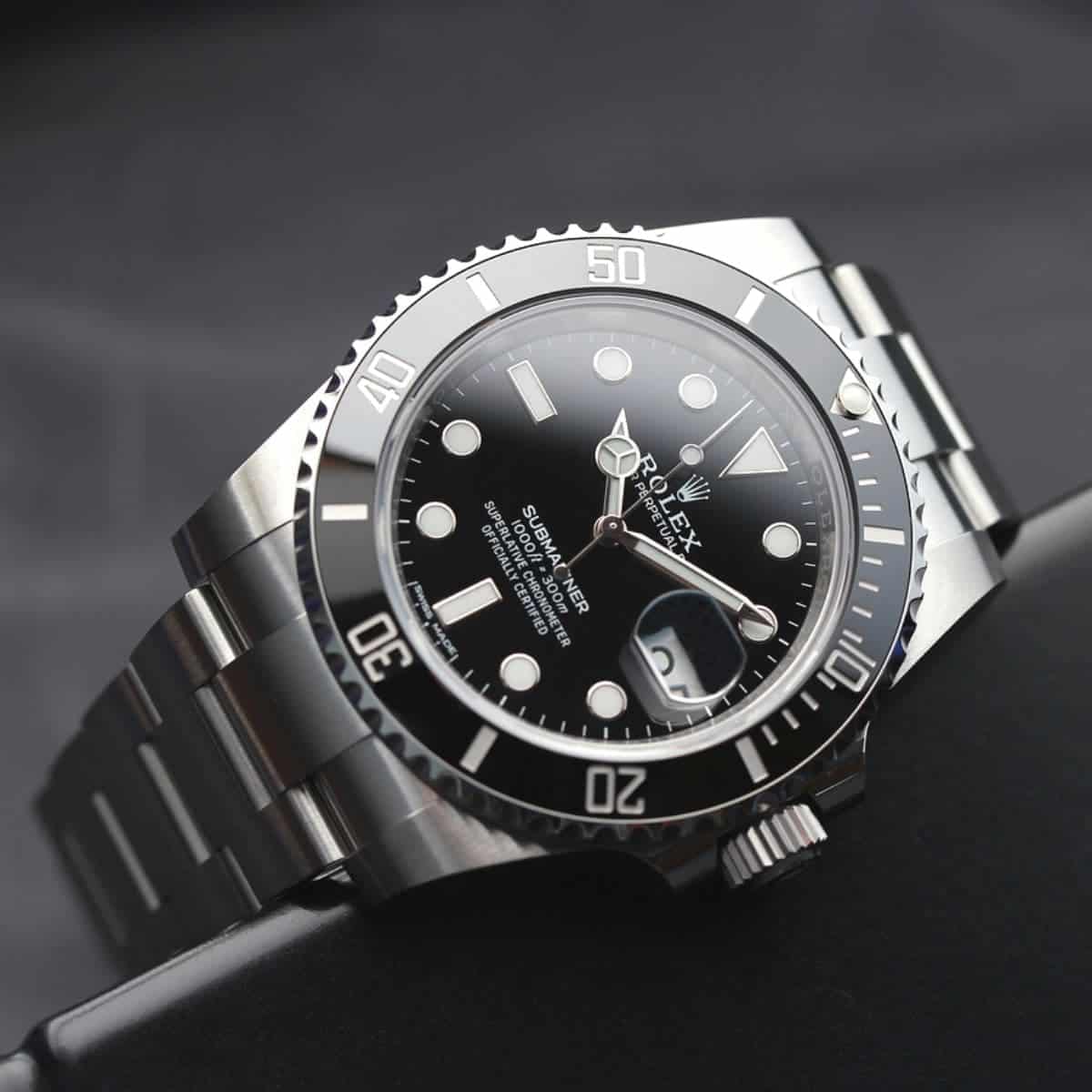 What s A Watch Bezel Different Types And How To Use Them Next Level 
