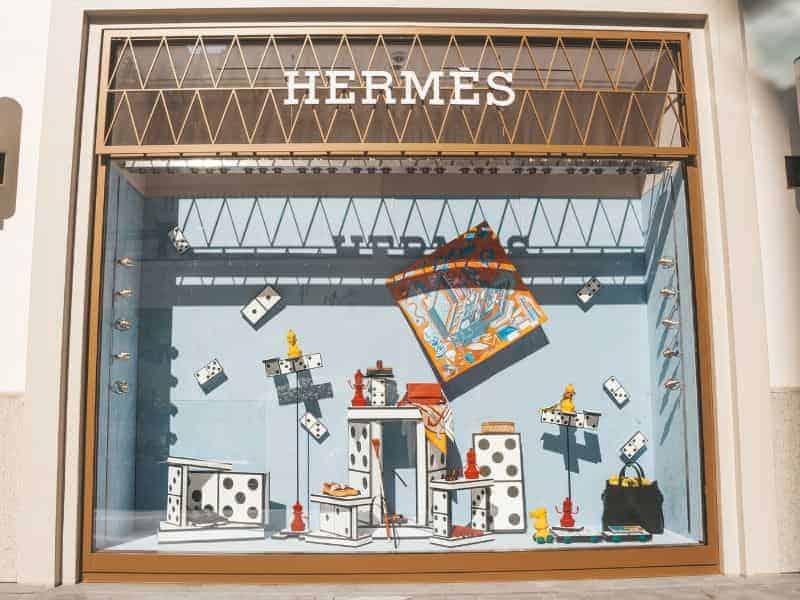 Front window at an Hermès store.
